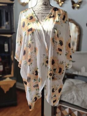 NWT Sunflower Sheer Kimono Cover-Up XL